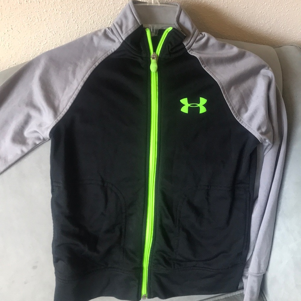 Under Armour Jacket 😎✅➕